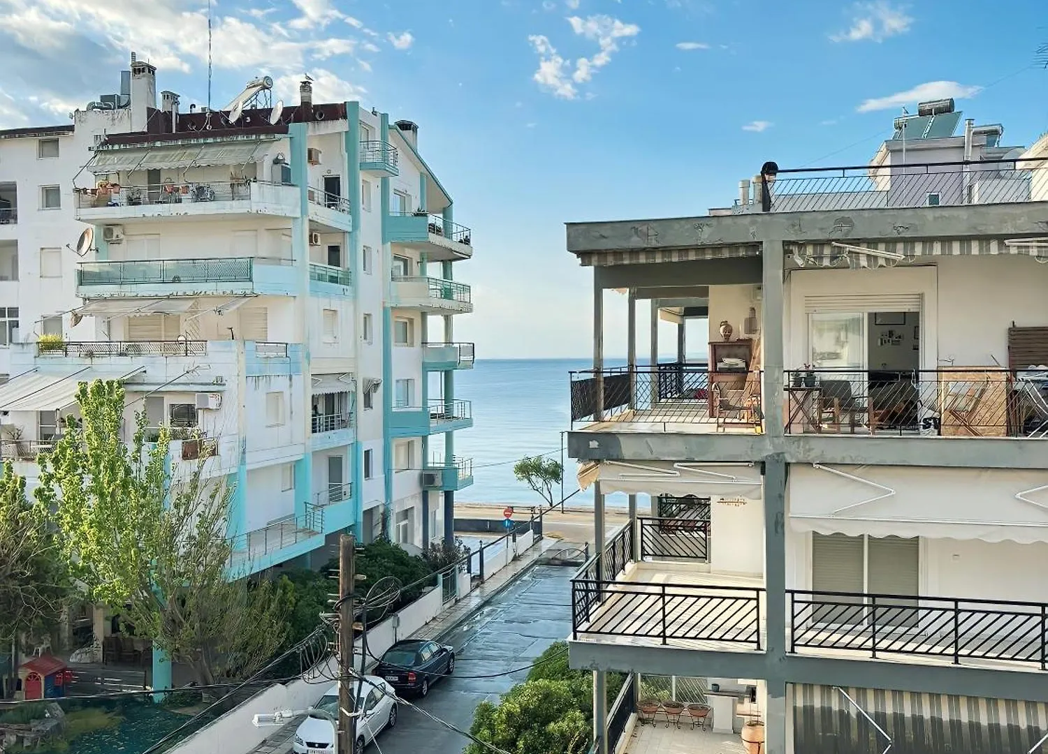 Apartment Minu Sonniges Studio In Direkter Strandnaehe, Schnelles Internet, Freies Parken, Nahe Flughafen Peraia  Greece