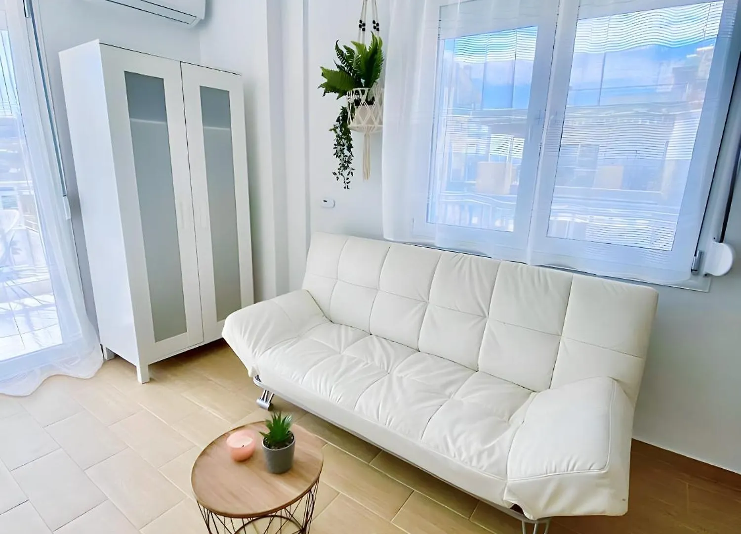 Minu Sonniges Studio In Direkter Strandnaehe, Schnelles Internet, Freies Parken, Nahe Flughafen Peraia  Peraia (Thessaloniki)