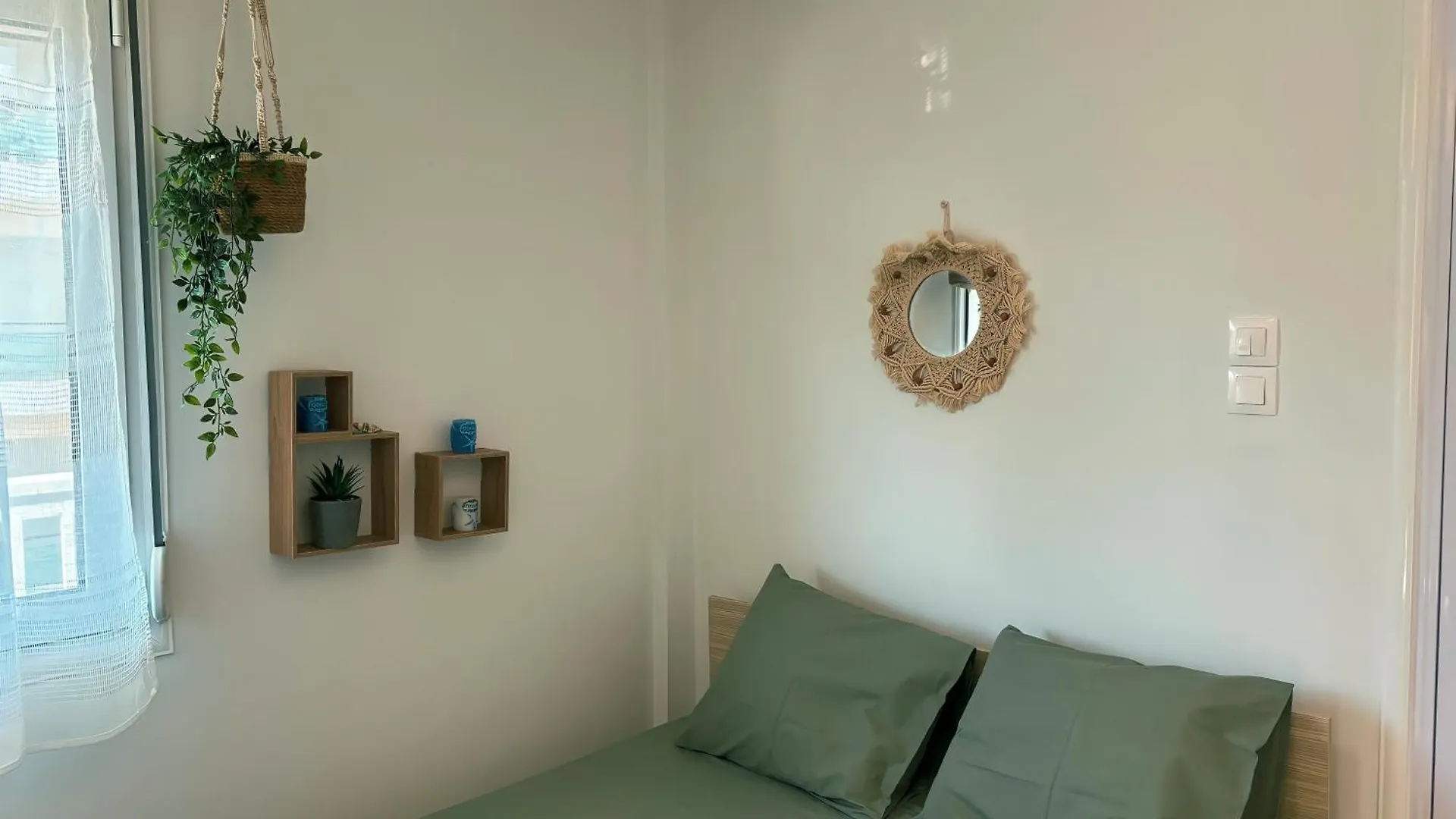 Minu Sonniges Studio In Direkter Strandnaehe, Schnelles Internet, Freies Parken, Nahe Flughafen Peraía 0*,  Grecia